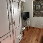 Patak Apartman, Diszel