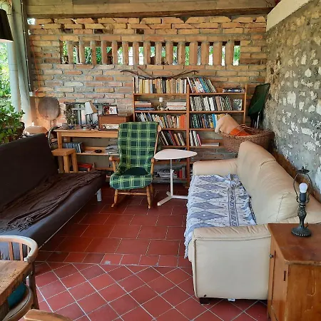 Patak Apartman, Diszel Διαμέρισμα Ταπόλκα