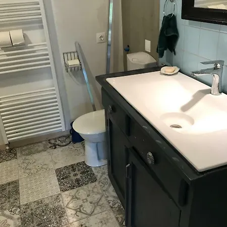 Patak Apartman, Diszel Διαμέρισμα Ταπόλκα